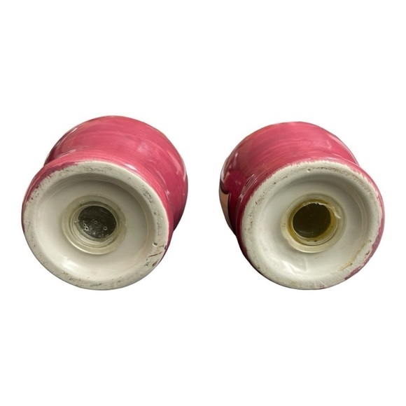 Vintage French Collectible Sale & Pepe Salt & Pepper Shaker Set pink jug shape - Picture 4 of 10
